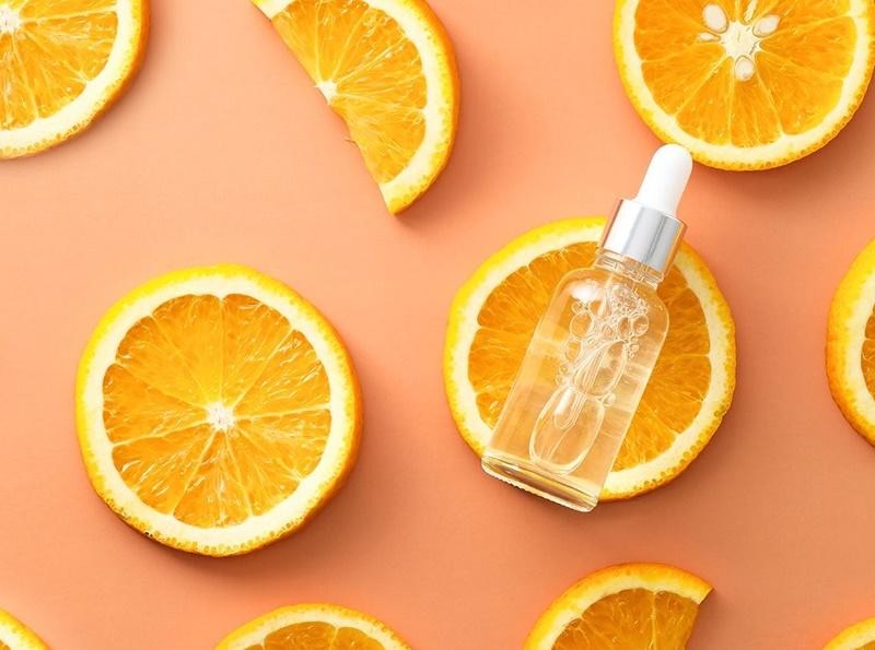 Muốn dưỡng da với vitamin C – cần lưu ý gì?