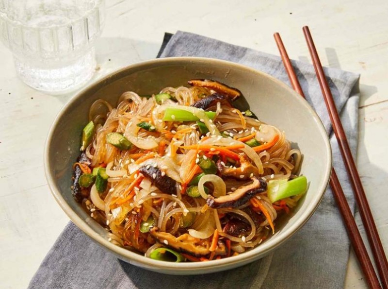 Bỏ cơm để ăn miến giảm cân, có thật sự phù hợp? 