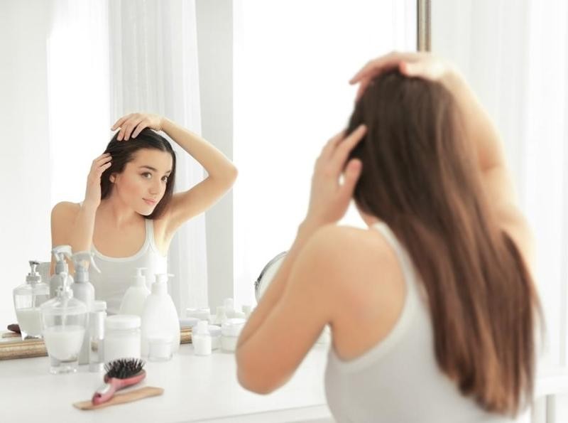 Thói quen nào giúp tóc mọc nhanh dài và chắc khỏe?
