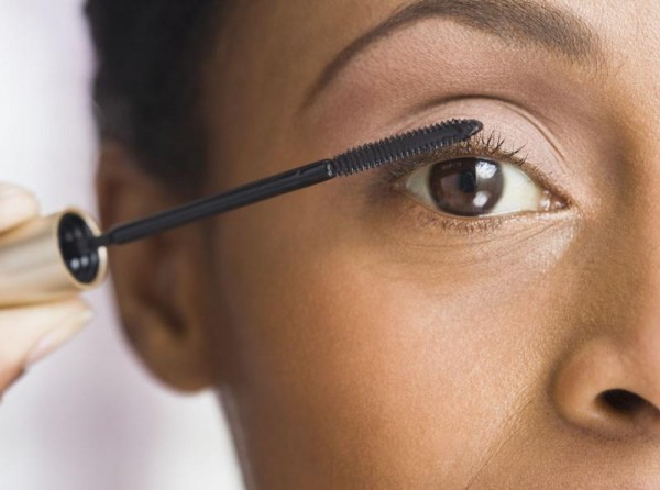 cách xử lý mascara bị khô
