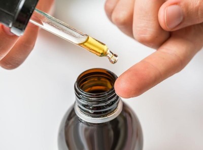 Ngoài vitamin C, bạn còn có thể dưỡng da bằng những chất chống oxy hóa nào?