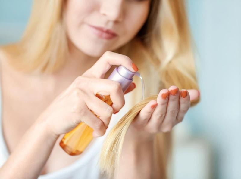 Chia sẻ về cách dùng hai sản phẩm làm thơm tóc sau khi gội đầu
