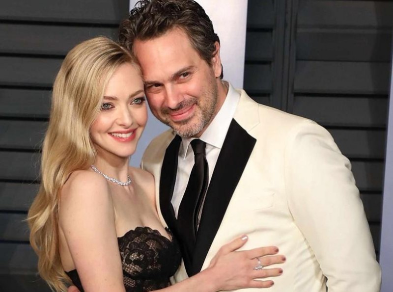 Chuyện tình của diễn viên Amanda Seyfried: Vì tình yêu là chuyện của đôi mình! 