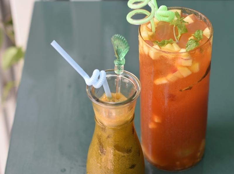 Ra Hà Nội mùa này nhớ uống nước gấc lấy hên 
