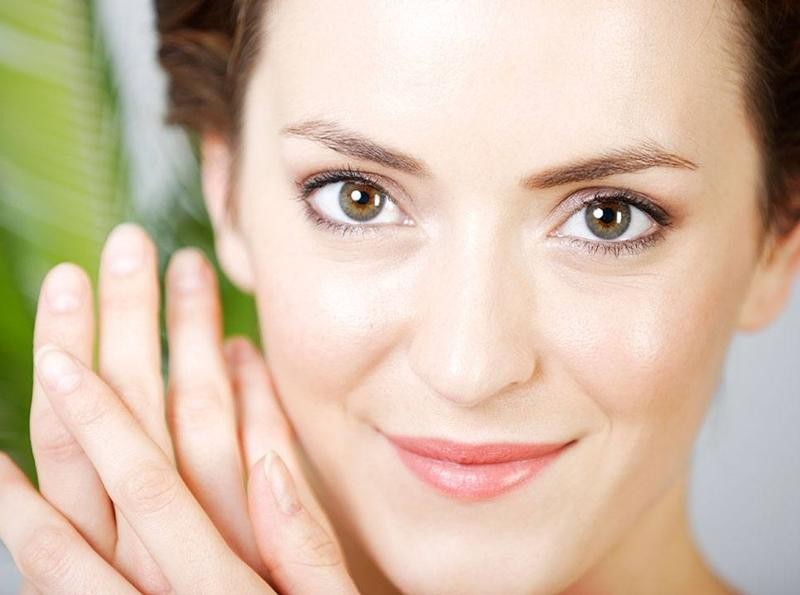 Giải đáp những thắc mắc cho tín đồ đưỡng da bằng dầu trong mùa hè