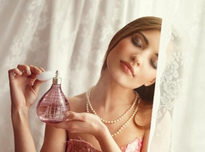 Khoác lên người mùi hương quyến rũ và tinh tế 