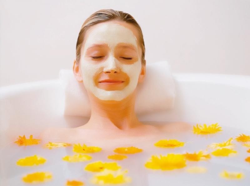 Đắp mặt nạ trong khi tắm chính là quyết định khôn ngoan nhất mùa đông này