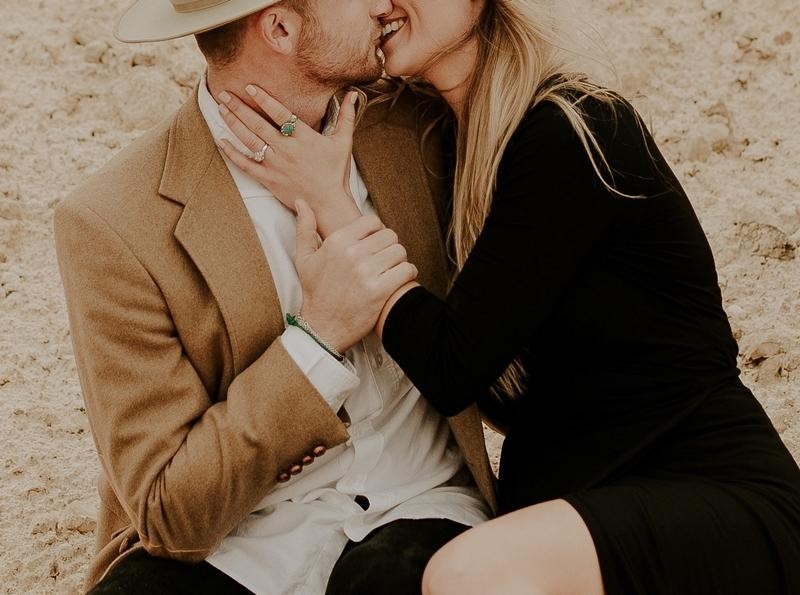 Các cô gái có thể làm gì để tạo dấu ấn lãng mạn với người mình yêu?