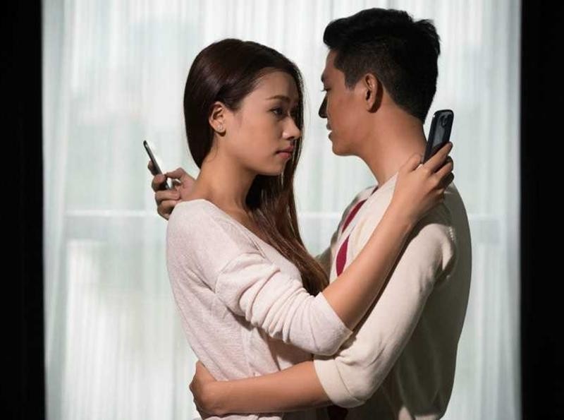 Để bảo vệ tình yêu khỏi những tổn thương của thời đại mạng xã hội