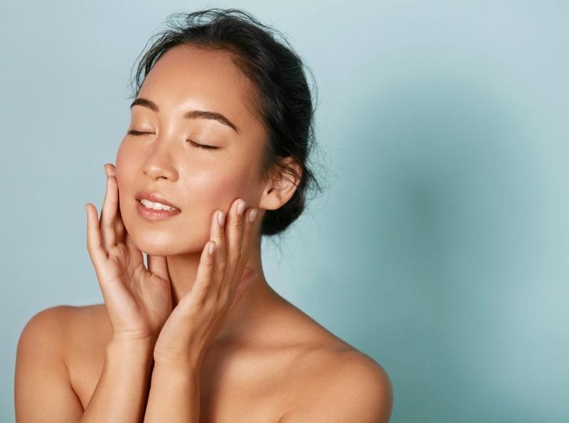 Nàng da khô cần dũng cảm nói “không” với những thành phần này