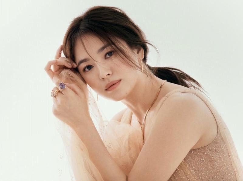 Đẹp rạng ngời với phong cách thanh lịch, bảo sao Song Hye Kyo có nhiều fan cứng lâu năm đến thế!