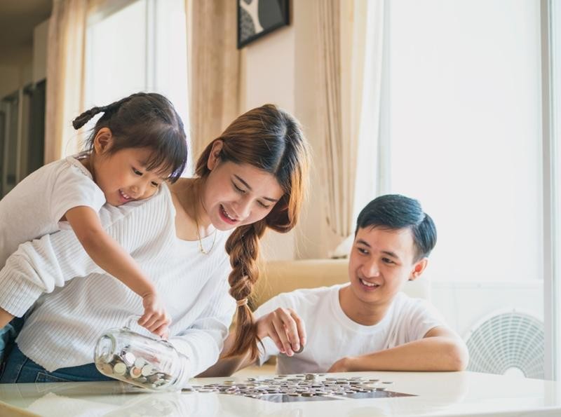 Quản lý chi tiêu thế nào để cả gia đình chung tay xây tổ ấm?