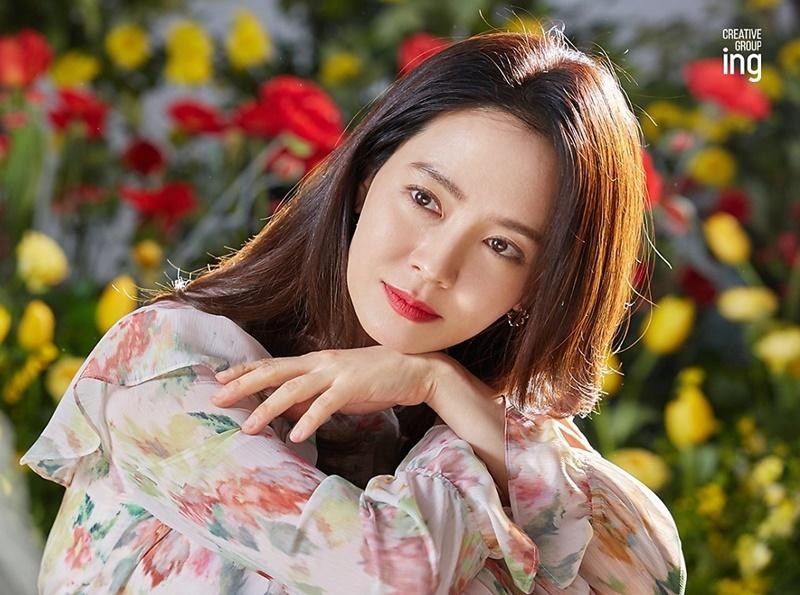 Nhìn ảnh Song Ji Hyo mới hiểu chăm dưỡng da hàng ngày thì ở tuổi nào trông mình cũng trẻ đẹp