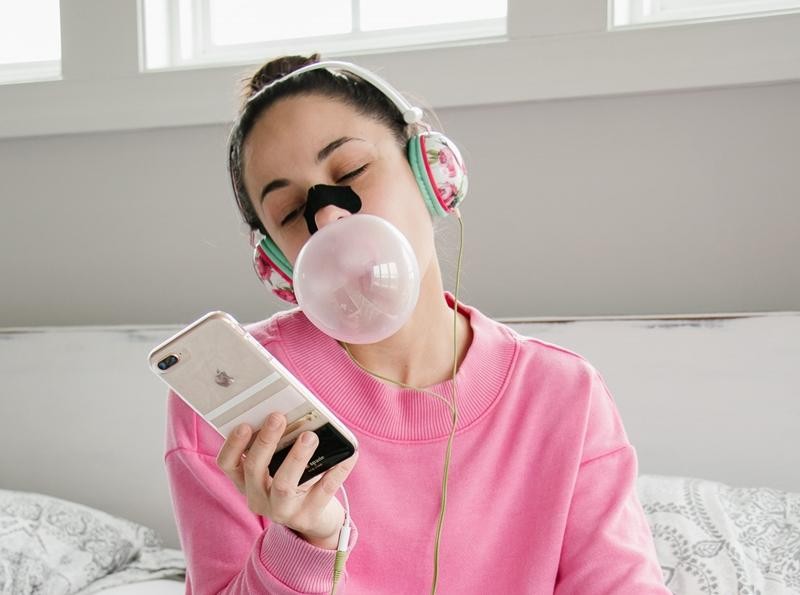 Miếng dán lột mụn đầu đen: Lợi hay hại?