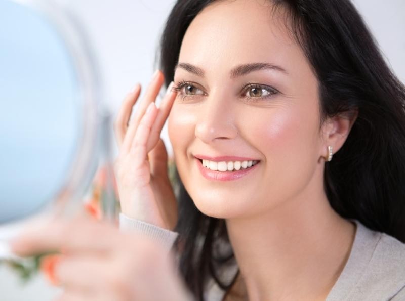 Một thành phần trong rượu vang có thể tạo ra cuộc cách mạng cho mỹ phẩm dưỡng da
