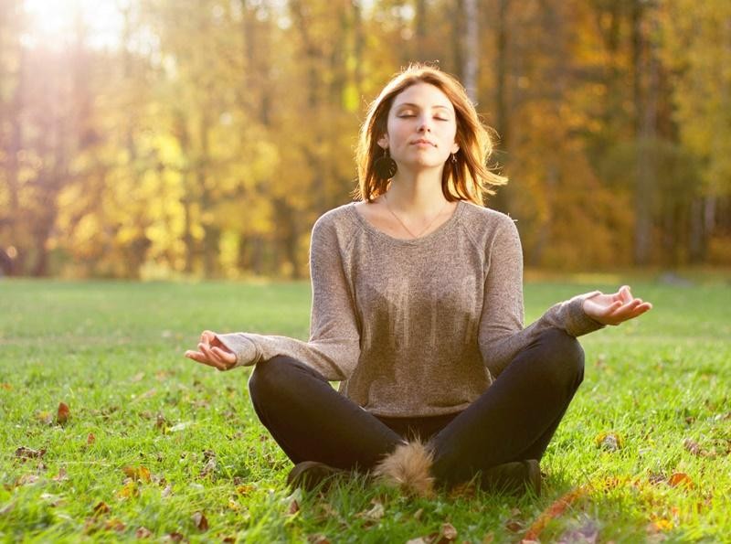 Thiền yoga, lắng nghe bản thân, buông bỏ lo toan thường nhật
