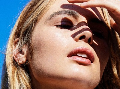 Thói quen 10 giây giúp bạn sở hữu đôi môi triệu đô