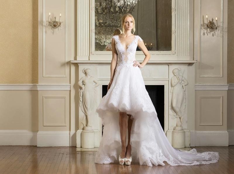 Váy cưới “high-low” đẹp đến mức độ nào mà được nhiều cô dâu ưu ái đến thế?
